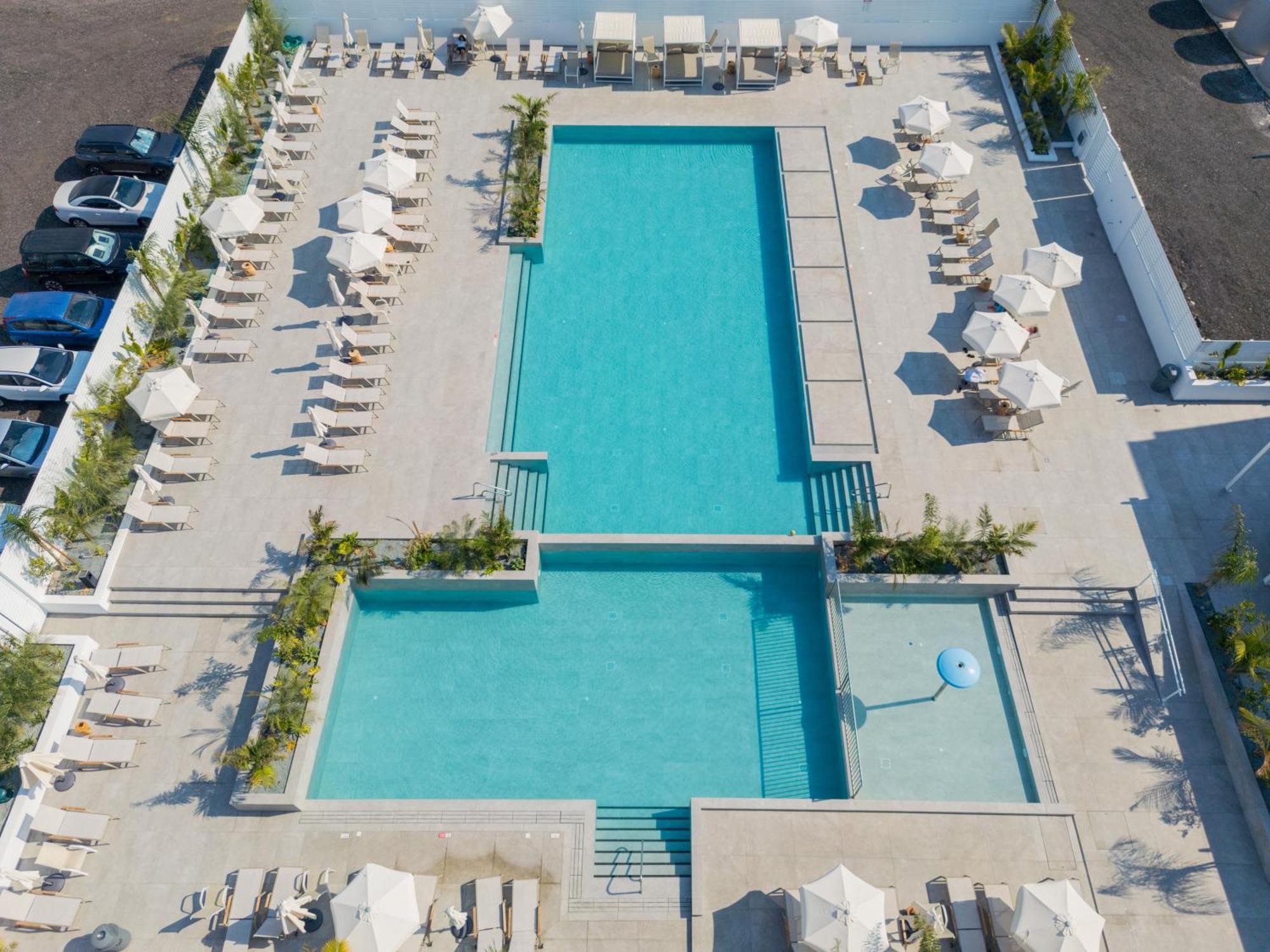 Abacus Suites Ayia Napa Ngoại thất bức ảnh