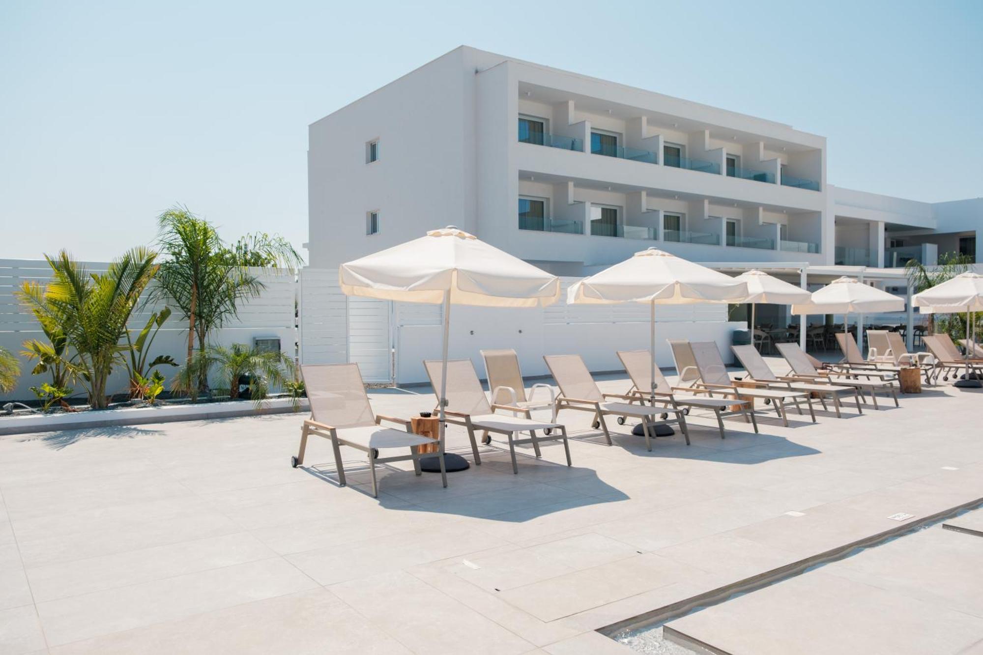 Abacus Suites Ayia Napa Ngoại thất bức ảnh