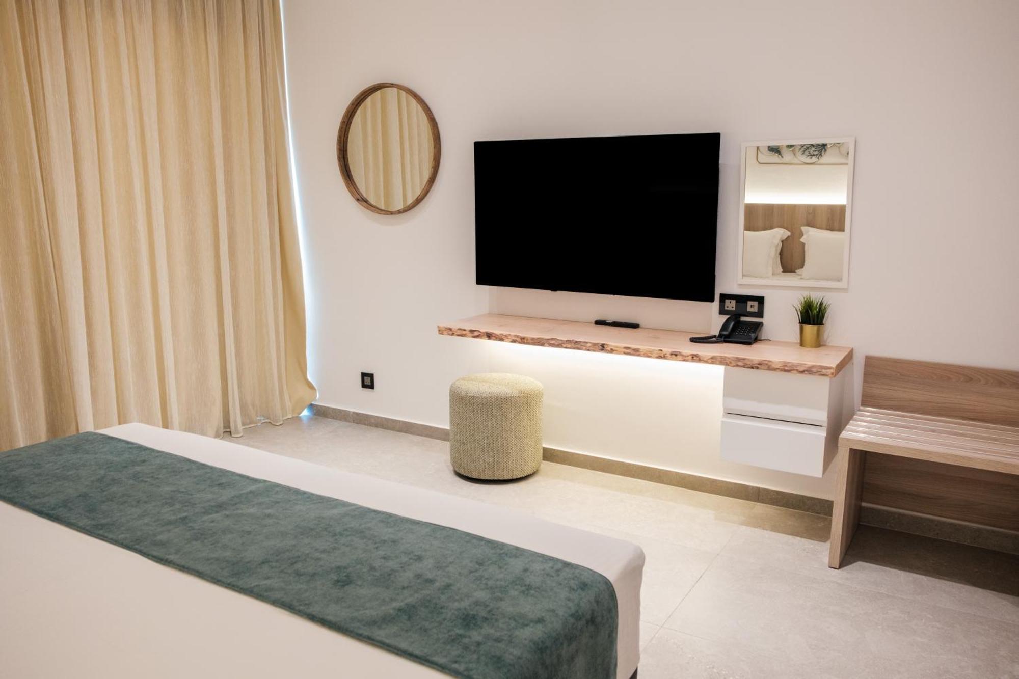 Abacus Suites Ayia Napa Ngoại thất bức ảnh