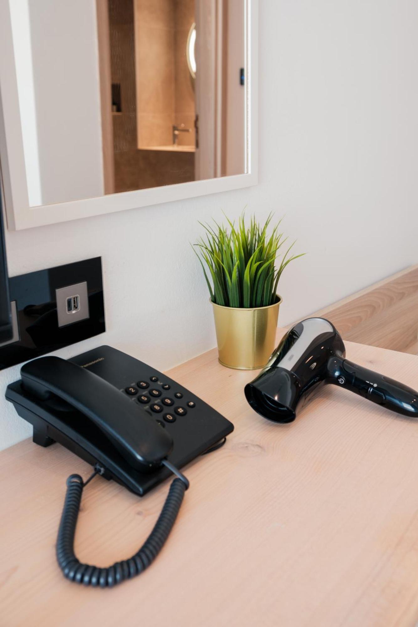 Abacus Suites Ayia Napa Ngoại thất bức ảnh